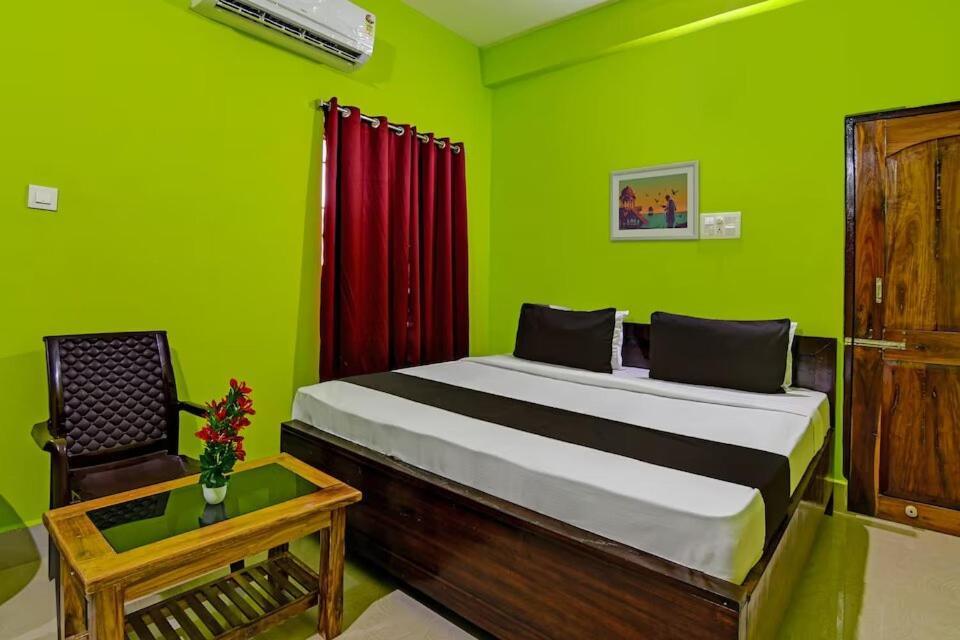 Hotel Khushi Guest House Бхубанешвар Екстериор снимка